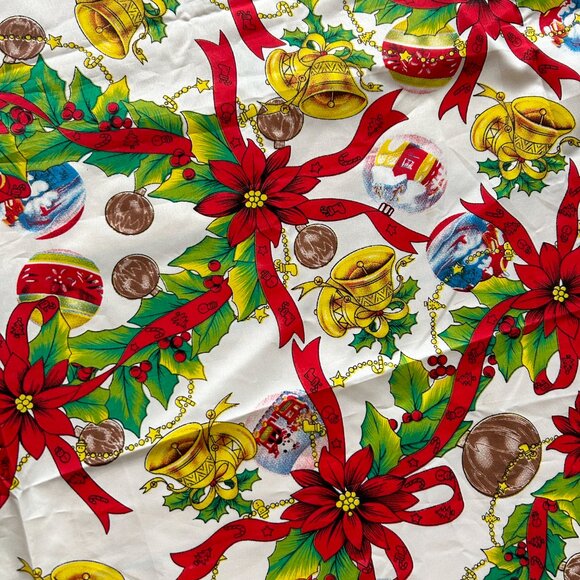 Vintage Christmas Tablecloth - Picture 3 of 3